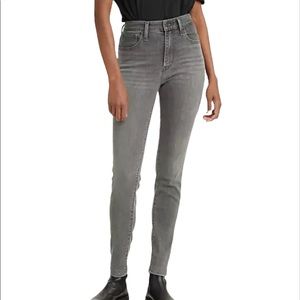 Levi’s 30 721 High Rise Skinny Jeans gray